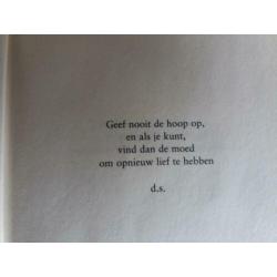 "5 dagen in Parijs", van schrijfster : Danielle Steel.