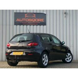 Alfa Romeo 147 1.6 T.Spark Distinctive 5-deurs (bj 2002)
