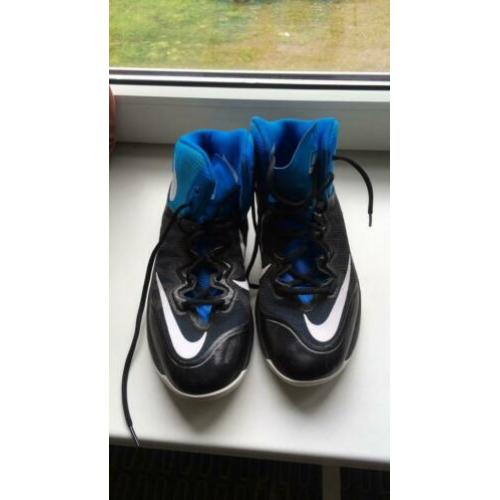 Basketbal schoenen Nike maat 42 8,5 prime hype DF 2