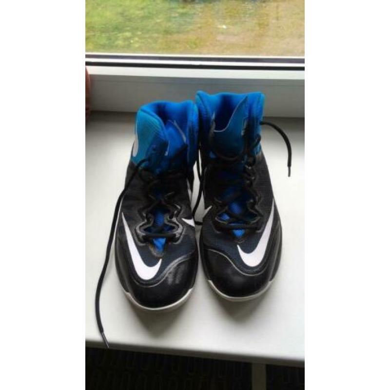 Basketbal schoenen Nike maat 42 8,5 prime hype DF 2