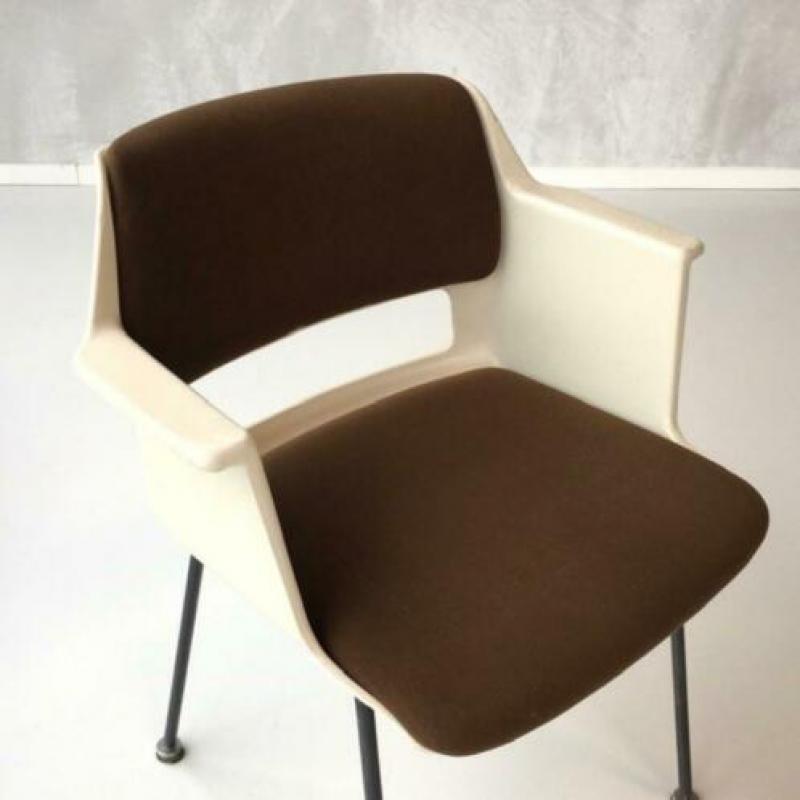 Gispen 2225 stoel André Cordemeyer vintage design retro 1969