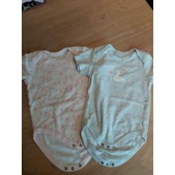 Set van 4 meidenrompers mt 74 ( los 0,50 per stuk )