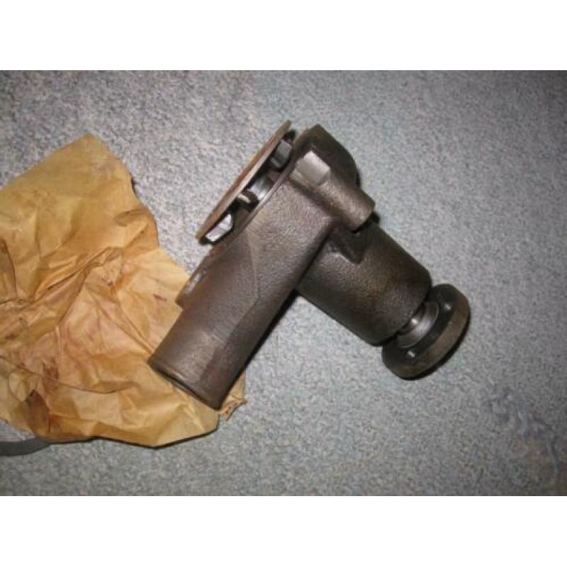 Nieuwe Mercury Comet Waterpomp van het merk TRW. FP1533