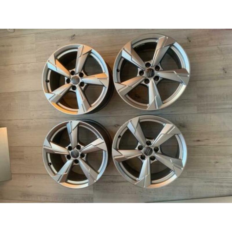 Originele Lichtmetalen Audi a6 velgen 18 Inch
