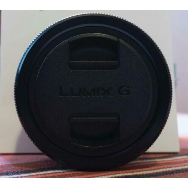 Panasonic Lumix 12-32mm f/3.5-5.6