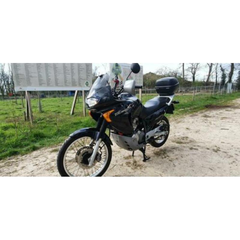 2001 Honda Transalp XL650V RD10 ZWART