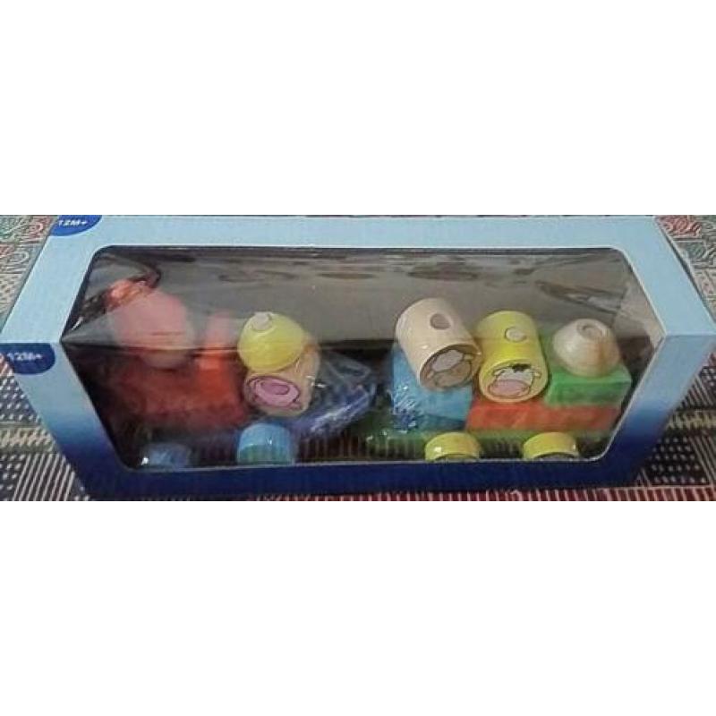 Speelgoed * Partij handel 8 houten treintjes inc vzk € 25,00
