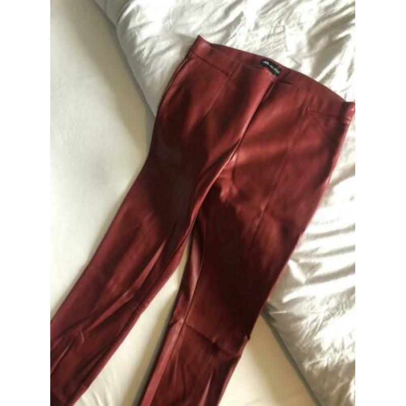 Rode leren broek/legging Zara