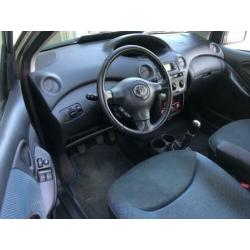 Toyota Yaris 1.3 16V Vvti 5DR 2005 Grijs