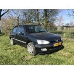 Peugeot 106 1.1 Accent 1998 Groen