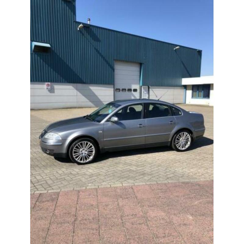 Volkswagen Passat 1.8 110KW AUT 2003 Grijs