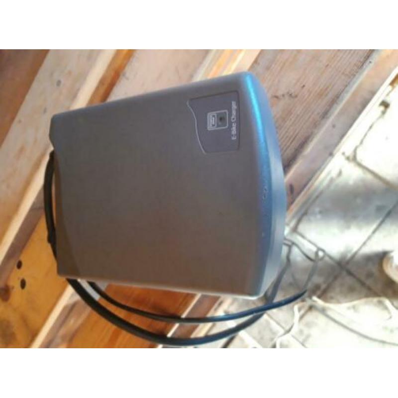 Lader electrische fiets acculader