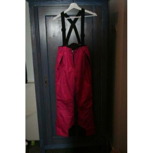 skipak maat 152/158 als set gedragen