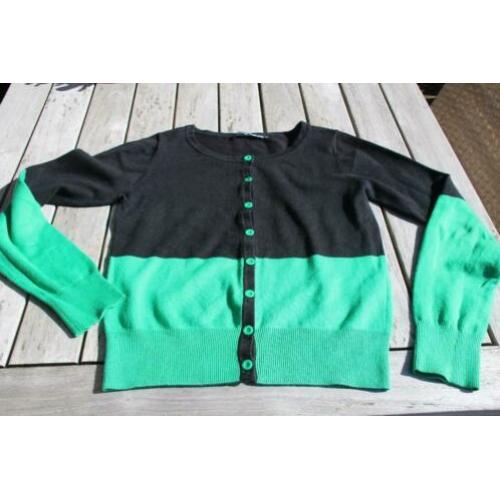 Leuk zwart/groen gebreid vestje van Outfitters Nation