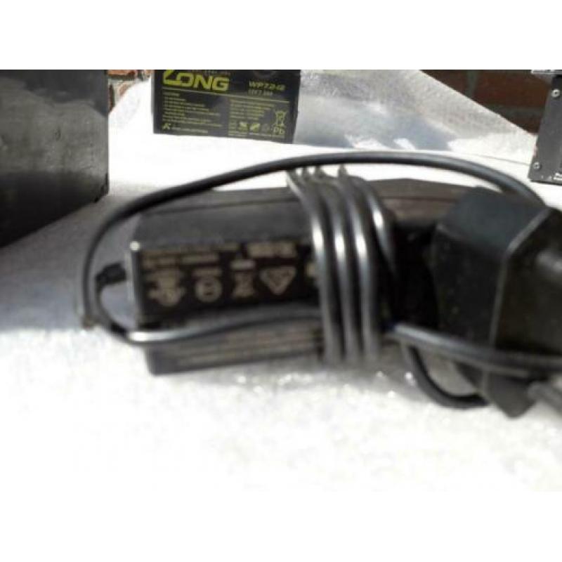 Netvoedingsadapter 19V DC 3,74A