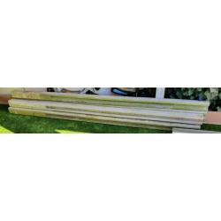 Betonpalen voor schutting. Met inkeping. Lengte 270cm. 5st