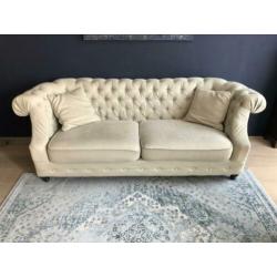 Cremekleurige stoffen banken (2- en 3-zits)