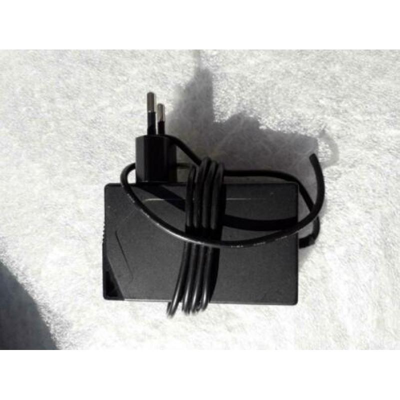 Netvoedingsadapter 19V DC 3,74A