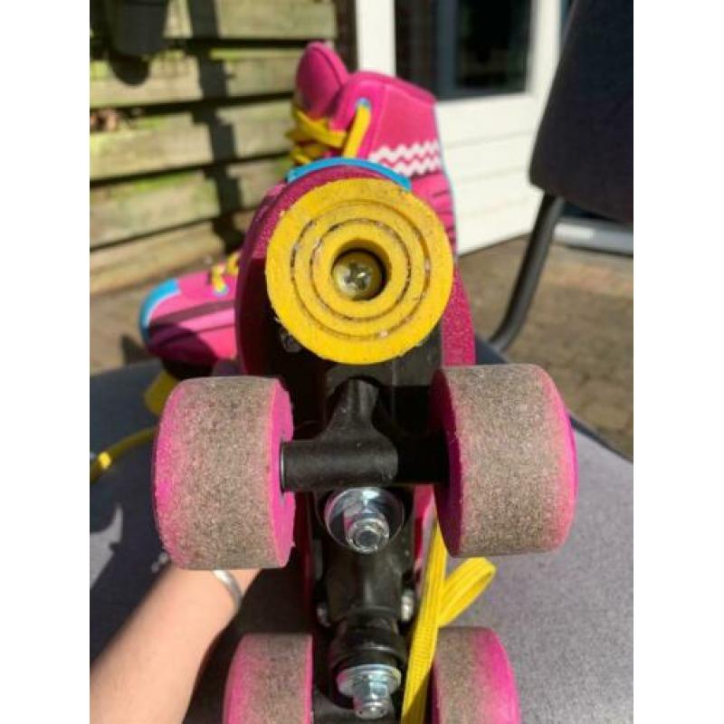 Soy luna rol schaatsen maat 34/35