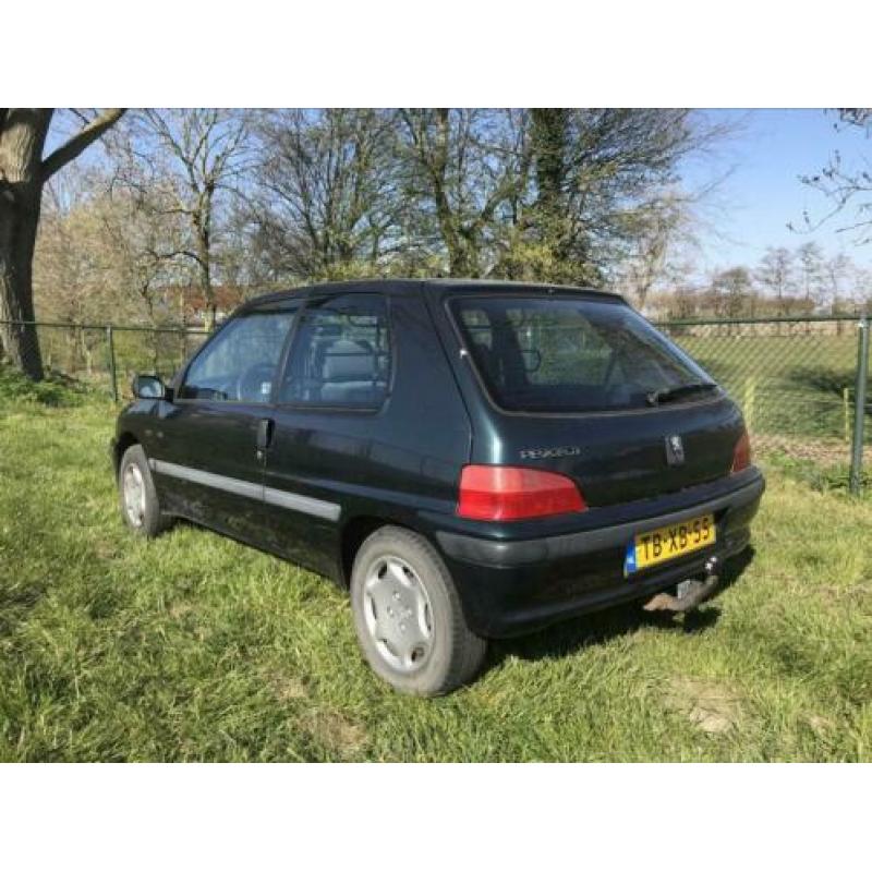 Peugeot 106 1.1 Accent 1998 Groen