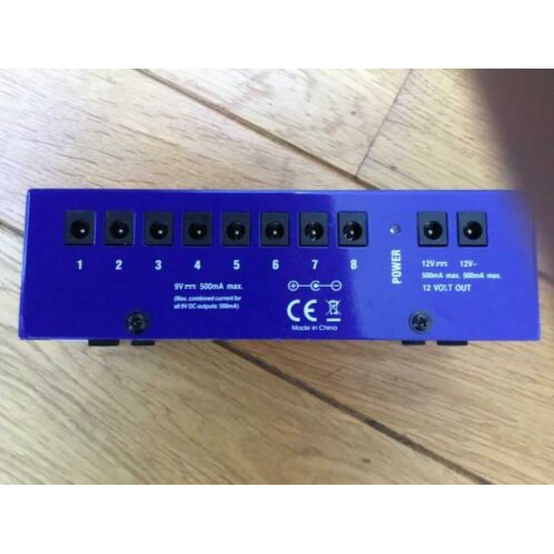 Harley Benton Powerplant, gitaar/baseffect voeding