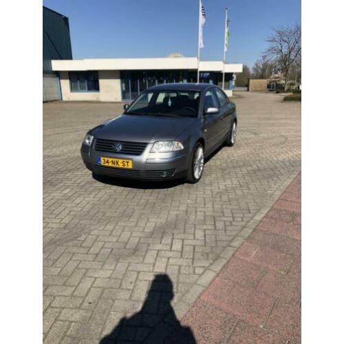 Volkswagen Passat 1.8 110KW AUT 2003 Grijs
