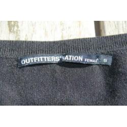 Leuk zwart/groen gebreid vestje van Outfitters Nation