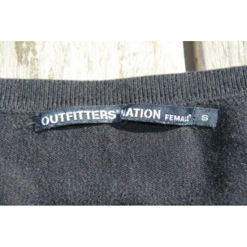 Leuk zwart/groen gebreid vestje van Outfitters Nation