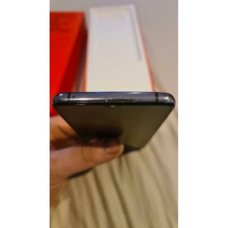 One plus 7t 256GB 3 maanden oud.