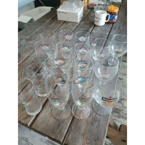 Heineken glazen en pullen