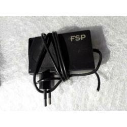 Netvoedingsadapter 19V DC 3,74A