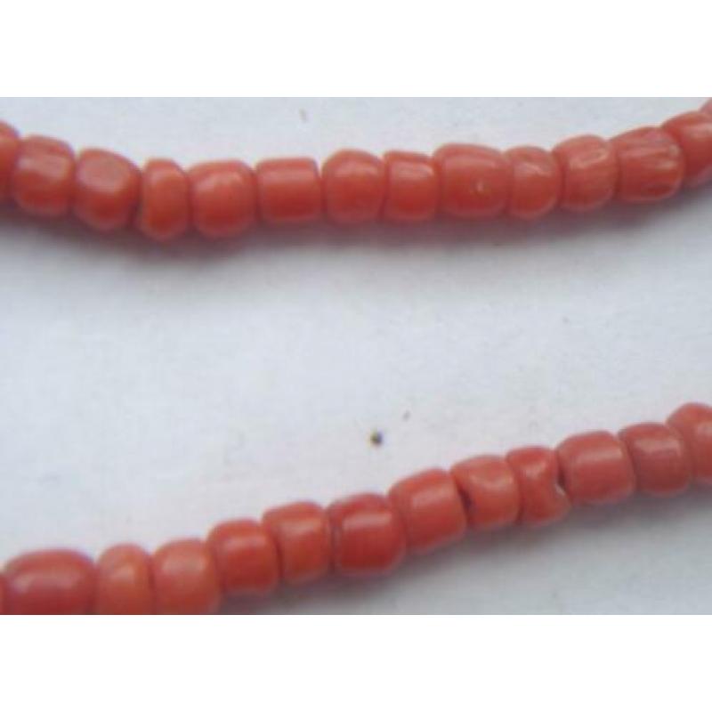 Antiek art deco koralen ketting
