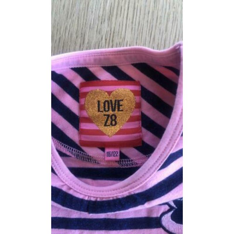Mooi t shirt en bijpassende legging van Z8 in maat 116.