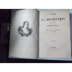 2 boeken Histoire la Révolution Frans uit 1840