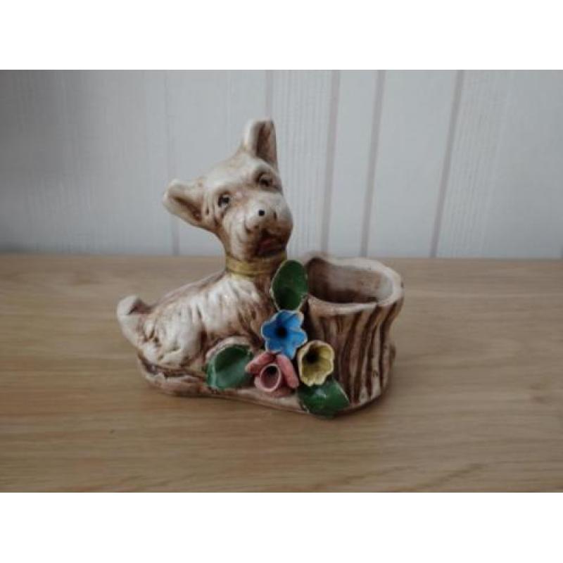 Oud Honden Beeldje van Capodimonte.