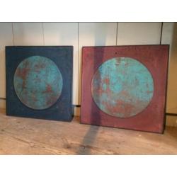 Diverse kunstwerken,wandobjecten gemaakt van oud hout.