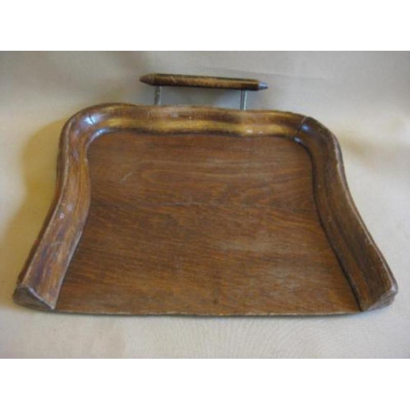 Houten tafelschuier