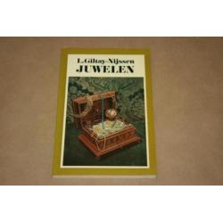 Fraai boek over juwelen !!