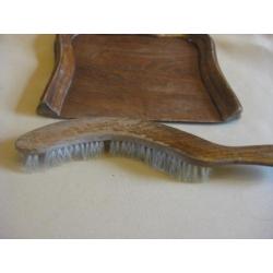 Houten tafelschuier