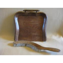 Houten tafelschuier