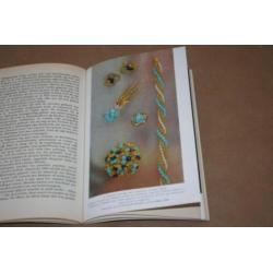 Fraai boek over juwelen !!