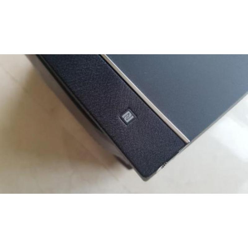Sony soundplate