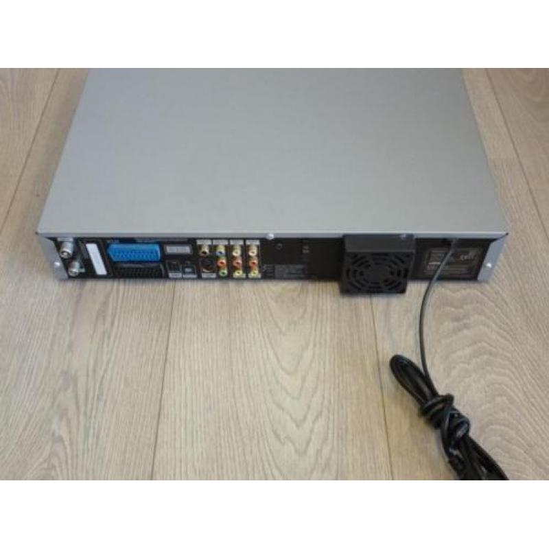 dvd speler dvd recorder Loewe centros 1102