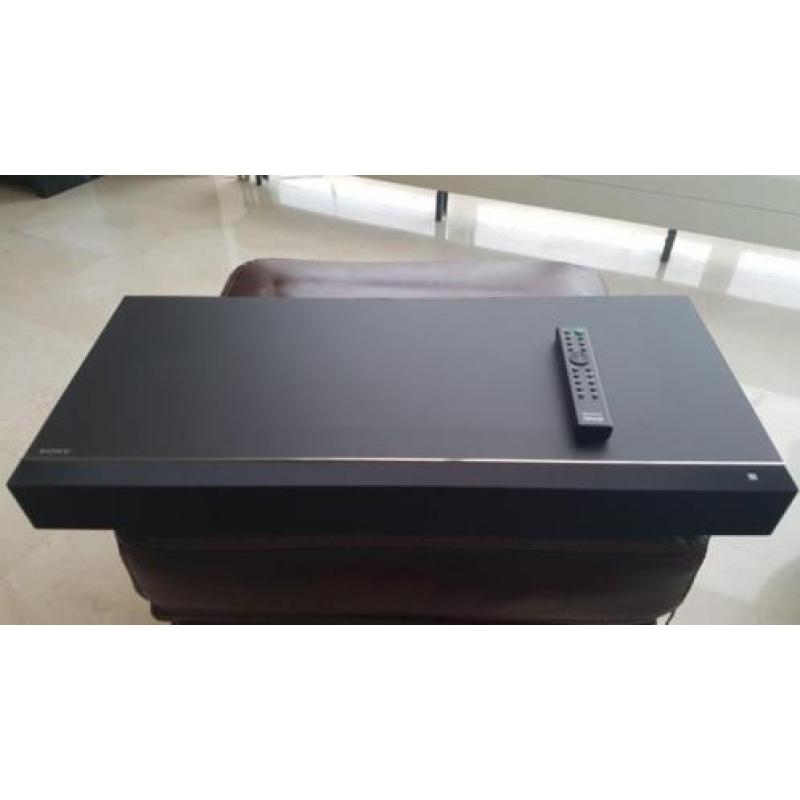 Sony soundplate