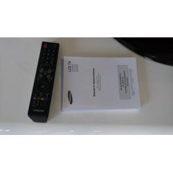 Samsung LCD tv 32 inch (voor meerprijs incl. meubel)