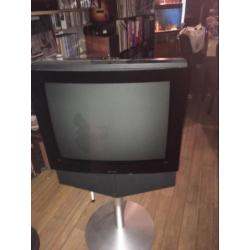 B&O: Beovision 1 met Beo4