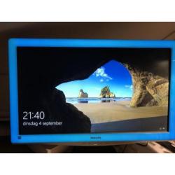 Mooie Monitor Philips 24 inch met led verlichting