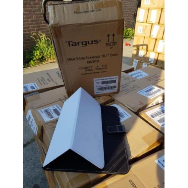 Partij 3900 stuks tablet/ipad hoezen