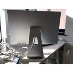 Apple Cinema Display 20 inch