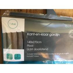 4 blauwe gordijnen 140x270 met plooiband